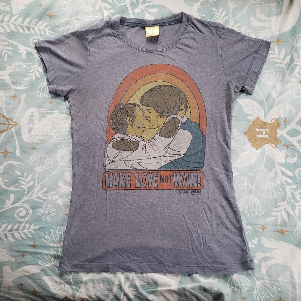 🆓Star Wars Make Love Not War Ladies T-Shirt